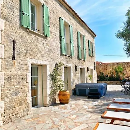 Le Presbytere Du Nebbiu Piscine Et Jacuzzi Vakantiehuis