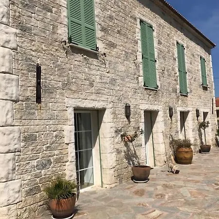 Tatil Evi Le Presbytere Du Nebbiu Piscine Et Jacuzzi